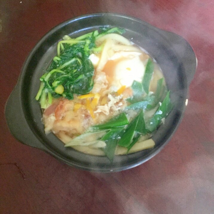 何でも鍋焼きうどん 水菜と九条ネギと卵とかき揚げ レシピ 作り方 By とりあえず乾杯 楽天レシピ 何でも鍋焼きうどん 水菜と九条ネギと卵とかき揚げ レシピ 作り方 By とりあえず乾杯 楽天レシピ